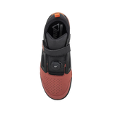 For those who demand the best, the LEATT Shoe 3.0 Flat Pro is designed to meet your needs. Whether you're a professional rider or a dedicated enthusiast, these shoes offer top-tier pedal grip and control. With a focus on performance, they ensure that every pedal stroke counts, enhancing your mountain biking experience.