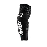 Elevate your junior rider's protection with the LEATT Elbow Guard 3DF 5.0. Comfortable soft-shell impact foam, CE-certified for maximum safety. Refined sleeve construction for ventilation, fit, and anti-slip grip.