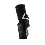 Ultimate junior rider protection with the LEATT Elbow Guard 3DF Hybrid Junior. Premium comfort and CE-certified protection with hard-shell lower arm and soft 3DF impact foam elbow. Featuring improved sliding surface, ventilation, and silicone-coated X-strap. Total Leatt® protection score of 13 points. Ride confidently with this ultimate junior elbow guard. Get yours today!