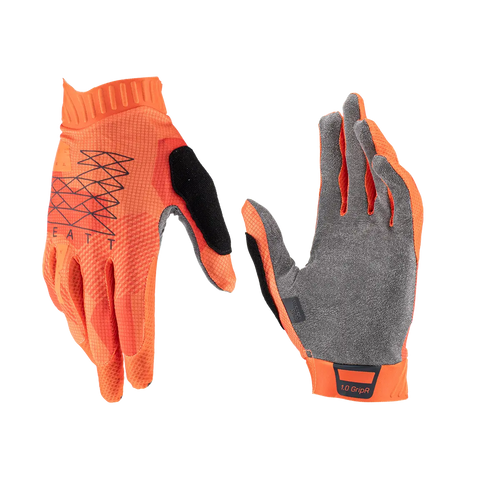 Elevate young riders' biking experience with LEATT Glove MTB 1.0 GripR Junior. These ultra-light gloves boast a MicronGrip palm, setting a new standard for value and performance. Offering superb comfort, grip, durability, and touch screen compatibility, these gloves are a must-try!
