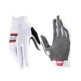 Elevate young riders' biking experience with LEATT Glove MTB 1.0 GripR Junior. These ultra-light gloves boast a MicronGrip palm, setting a new standard for value and performance. Offering superb comfort, grip, durability, and touch screen compatibility, these gloves are a must-try!