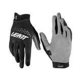 Discover the ULTRA-LIGHT comfort of LEATT Glove MTB 1.0 Women GripR V22. With MicronGrip palms, these gloves offer superior wet and dry grip, touchscreen function, and a snug fit. Your second skin for the trail. Try them today!