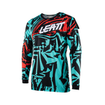 Gear up your little one for a safe ride with LEATT Ride Kit 3.5 Mini. Includes essential protective gear for young riders, ensuring their safety and confidence on the mountain trails.