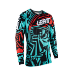 Gear up your little one for a safe ride with LEATT Ride Kit 3.5 Mini. Includes essential protective gear for young riders, ensuring their safety and confidence on the mountain trails.