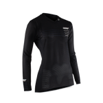 Elevate your biking journey with unmatched style and comfort. The LEATT Gravity 4.0 Women V22 MTB Jersey is tailored to meet the needs of female riders who want to make a statement on the trail. Experience the perfect fusion of fashion and function.