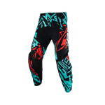 Gear up your little one for a safe ride with LEATT Ride Kit 3.5 Mini. Includes essential protective gear for young riders, ensuring their safety and confidence on the mountain trails.
