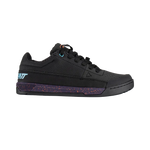 Unleash your biking potential with the LEATT Shoe 2.0 Flat Women. Designed with the female rider in mind, these shoes offer an unbeatable combination of grip and comfort. Whether you're conquering challenging terrain or cruising through scenic trails, these shoes are tailored to your needs. Elevate your biking game and experience the trail like never before.