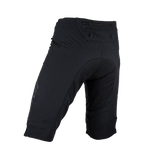 Explore gravity-defying trails with LEATT Shorts MTB Gravity 4.0 V22. Engineered for superior performance, these shorts provide the perfect blend of comfort and style.